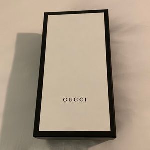 Gucci box
